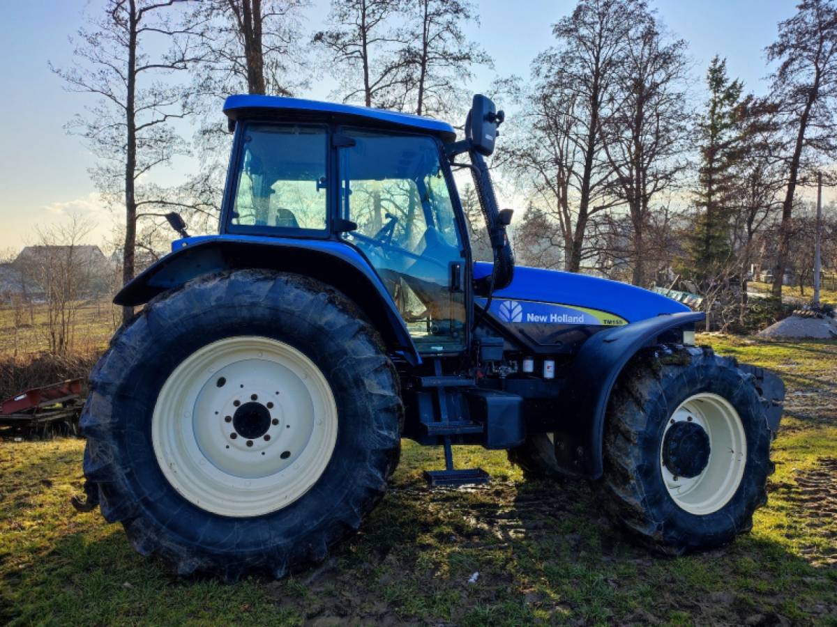 New holland TM 155