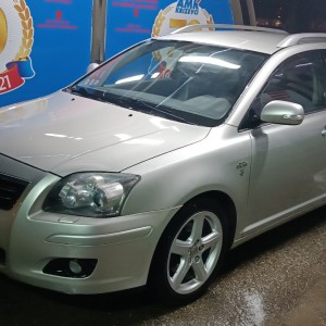 Toyota Avensis 2.2 D-cat