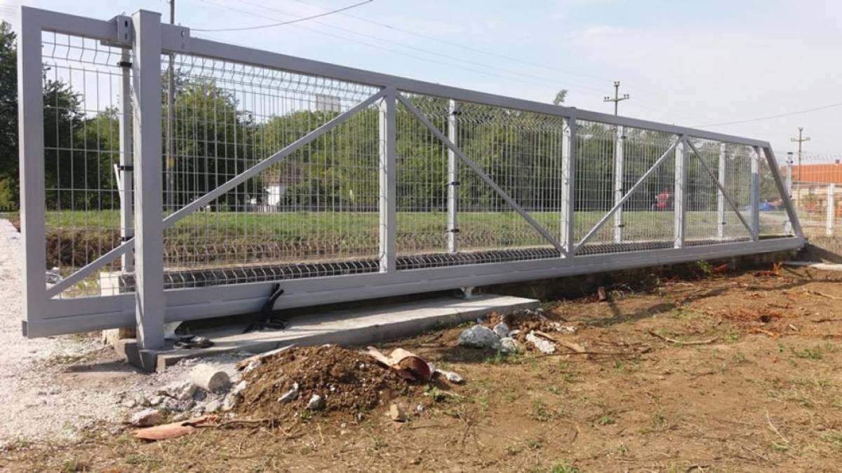 Kapije, ograde... prodaja i montaža