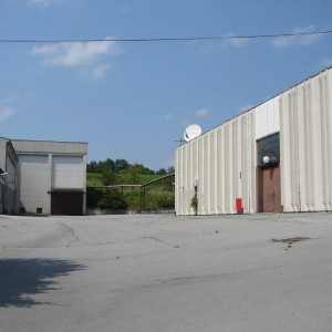 SKLADIŠTE / PROIZVODNI POGON / DISTRIBUTIVNI CENTAR TOTAL 6900 M2