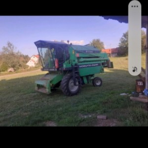 kombajn deutz fahr 2385