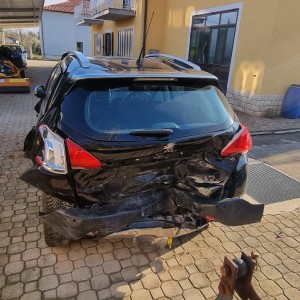 Prodajem auto Peugeot 2008, 2016god