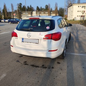 Opel Astra J 1,7 CDTI, 2011.godina