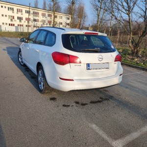 Opel Astra J 1,7 CDTI, 2011.godina