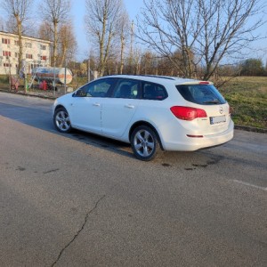 Opel Astra J 1,7 CDTI, 2011.godina