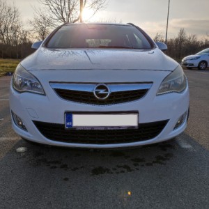 Opel Astra J 1,7 CDTI, 2011.godina