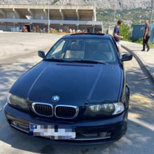 Bmw e46 320i coupe sa šiberom