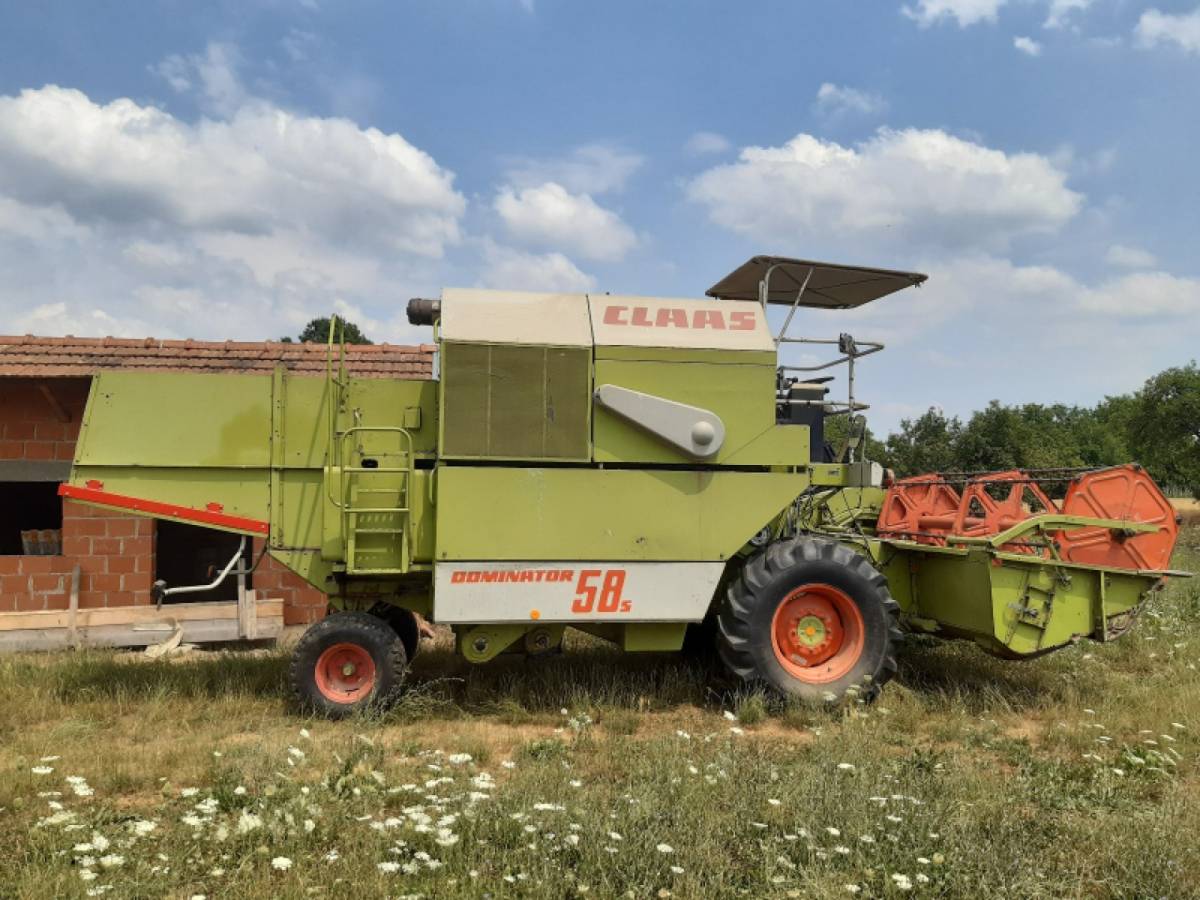 Claas Dominator 58