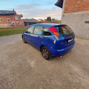 Ford Focus 1.4 16v 74Ks registriran do 18.02.2023