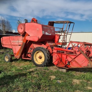 KOMBAJN MASSEY FERGUSON - REGISTRIRAN