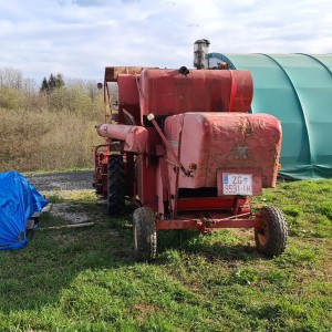 KOMBAJN MASSEY FERGUSON - REGISTRIRAN