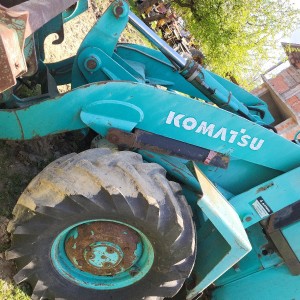 Komatsu dijelovi