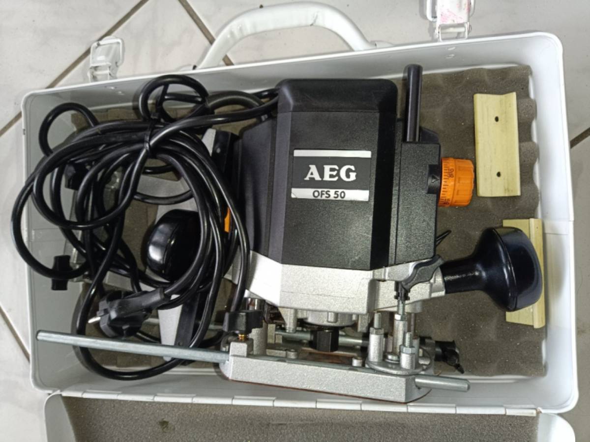 Elektricna glodalica Oberfrezer AEG profi