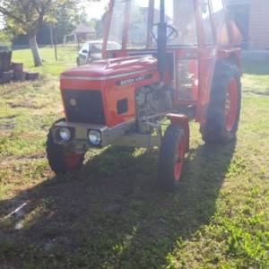 TRAKTOR ZETOR 4911