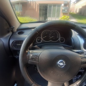 Opel corsa 1,2 plin