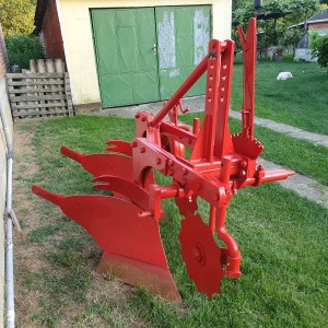 Plug IMT 757. 14 Nove daske Lemeši i crtala