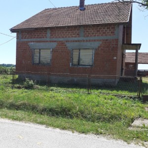 Obiteljska kuca
