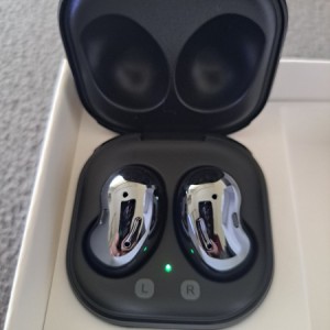 Samsung Buds live