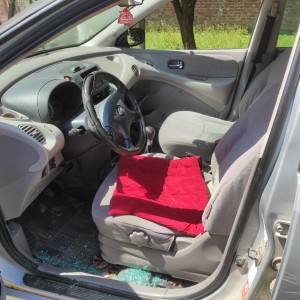 KARAMBOLIRANA/ZA DIJELOVE: Nissan Almera Tino