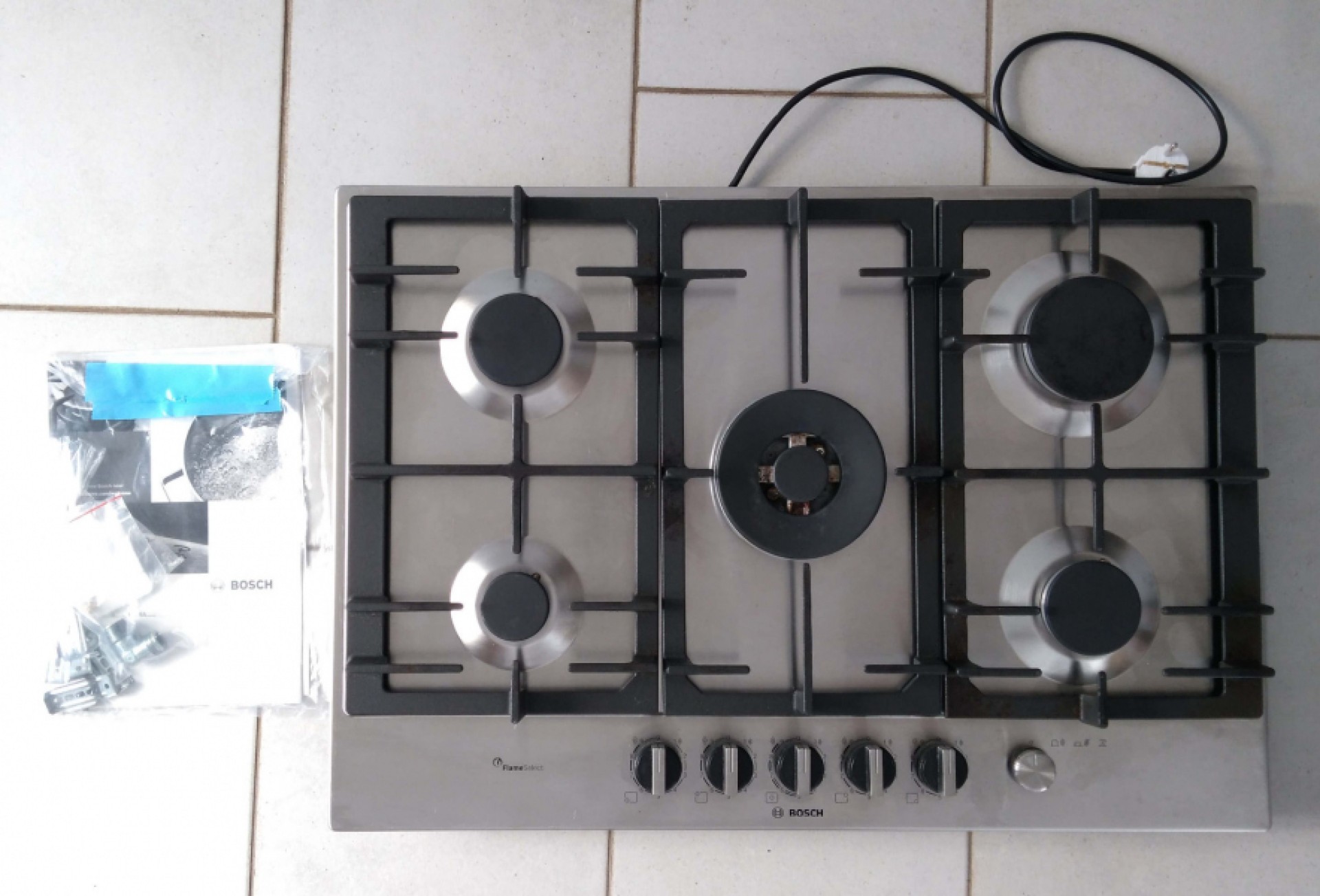 Plinska ugradbena ploča Bosch PCR7A5M90
