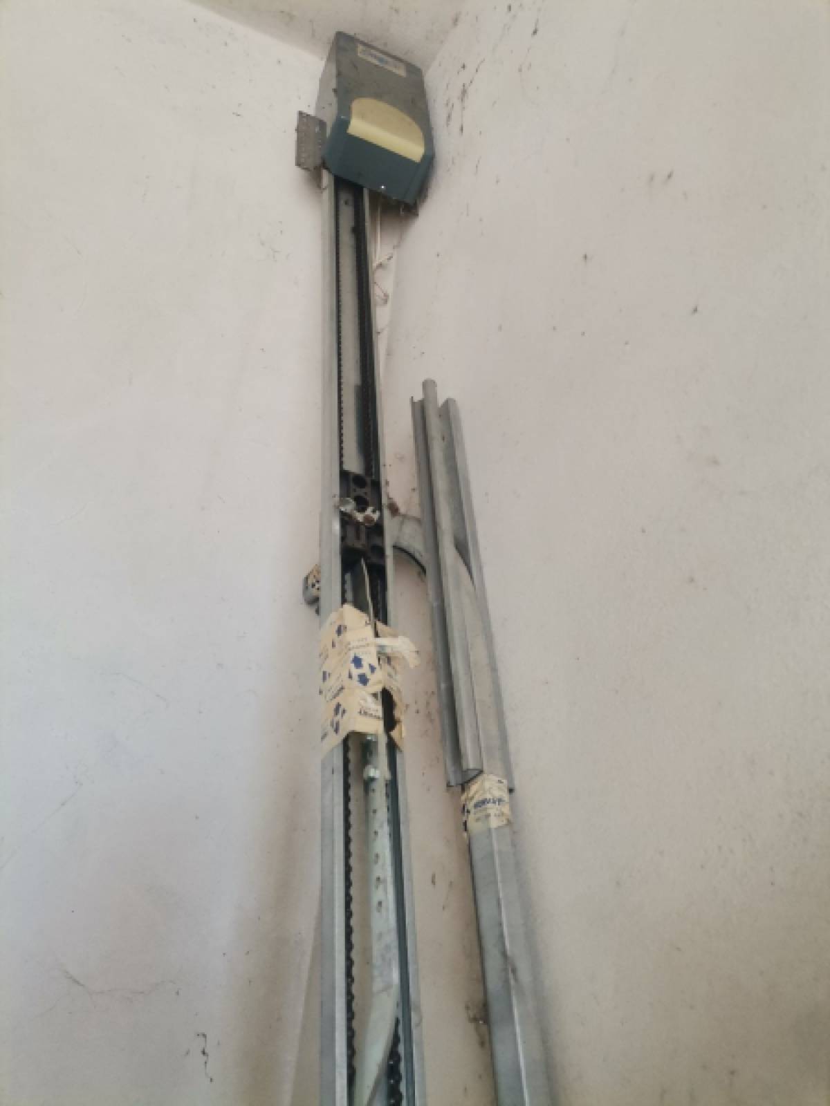 Garažna vrata komplet za smo 500 €