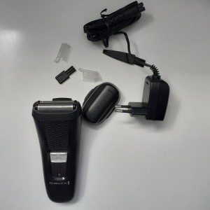 Brijači aparat Remington