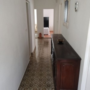 U Orebiću se prodaje nedovršena kuća