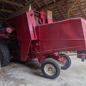 Kombajn International 321