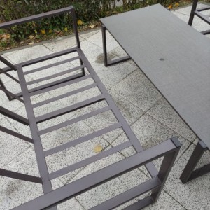 KOMPLET STOL + KLUPA + DVIJE STOLICE