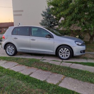 VW Golf 6 1,6 TDI STYLE