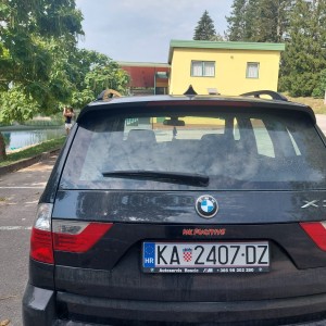 BMW &#xD7;3