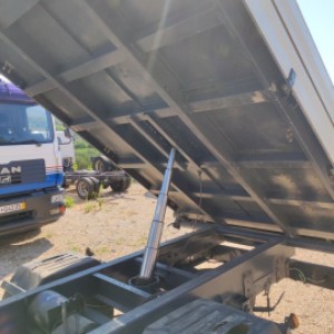 Iveco daily 35c15 kiper 2008 godina