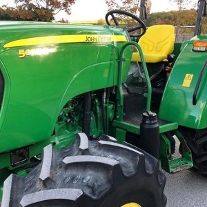 Traktor John Deere 5055E