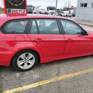 Na prodaju,sve u opisu.Bmw 3 touring 320d 120kw 275xxx km