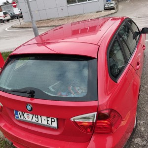 Na prodaju,sve u opisu.Bmw 3 touring 320d 120kw 275xxx km