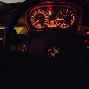 Na prodaju,sve u opisu.Bmw 3 touring 320d 120kw 275xxx km