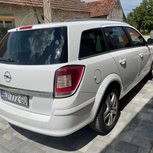 Opel astra 1,7 cdti eco