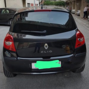 Prodajem Renault Clio 1,2 16V; REG-06/23; NOVE LJETNE GUME; klima