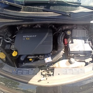 Prodajem Renault Clio 1,2 16V; REG-06/23; NOVE LJETNE GUME; klima
