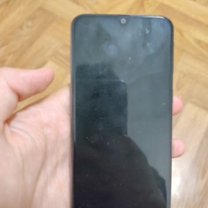 Samsung Galaxy A40 4/64 *izvrsno stanje*