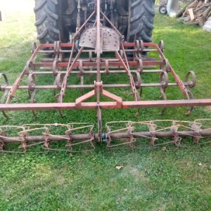 Sjetvospremač IMT 220