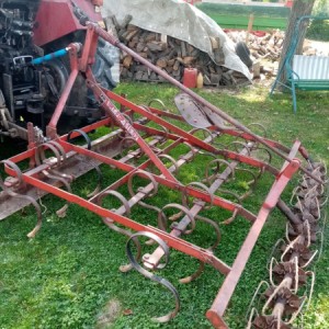 Sjetvospremač IMT 220