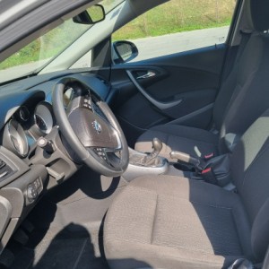 Opel Astra Karavan 1,6 CDTI 142000 km