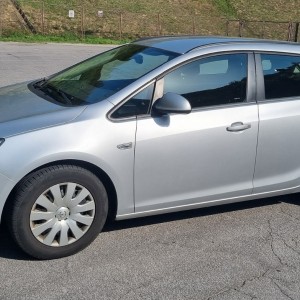 Opel Astra Karavan 1,6 CDTI 142000 km