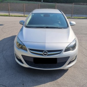 Opel Astra Karavan 1,6 CDTI 142000 km
