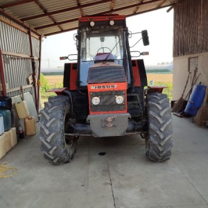 Prodajem traktor Ursus 1234