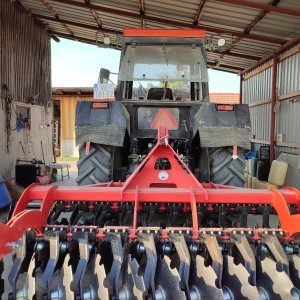 Prodajem traktor Ursus 1234