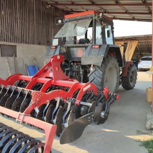 Prodajem traktor Ursus 1234