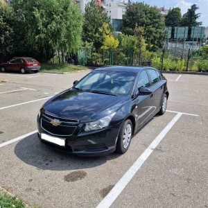 Chevrolet Cruze 1.6, registriran do 06.2023.