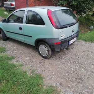 Pr opel corsa c 1.0 i motor loš reg godinu dana cj 4000kn